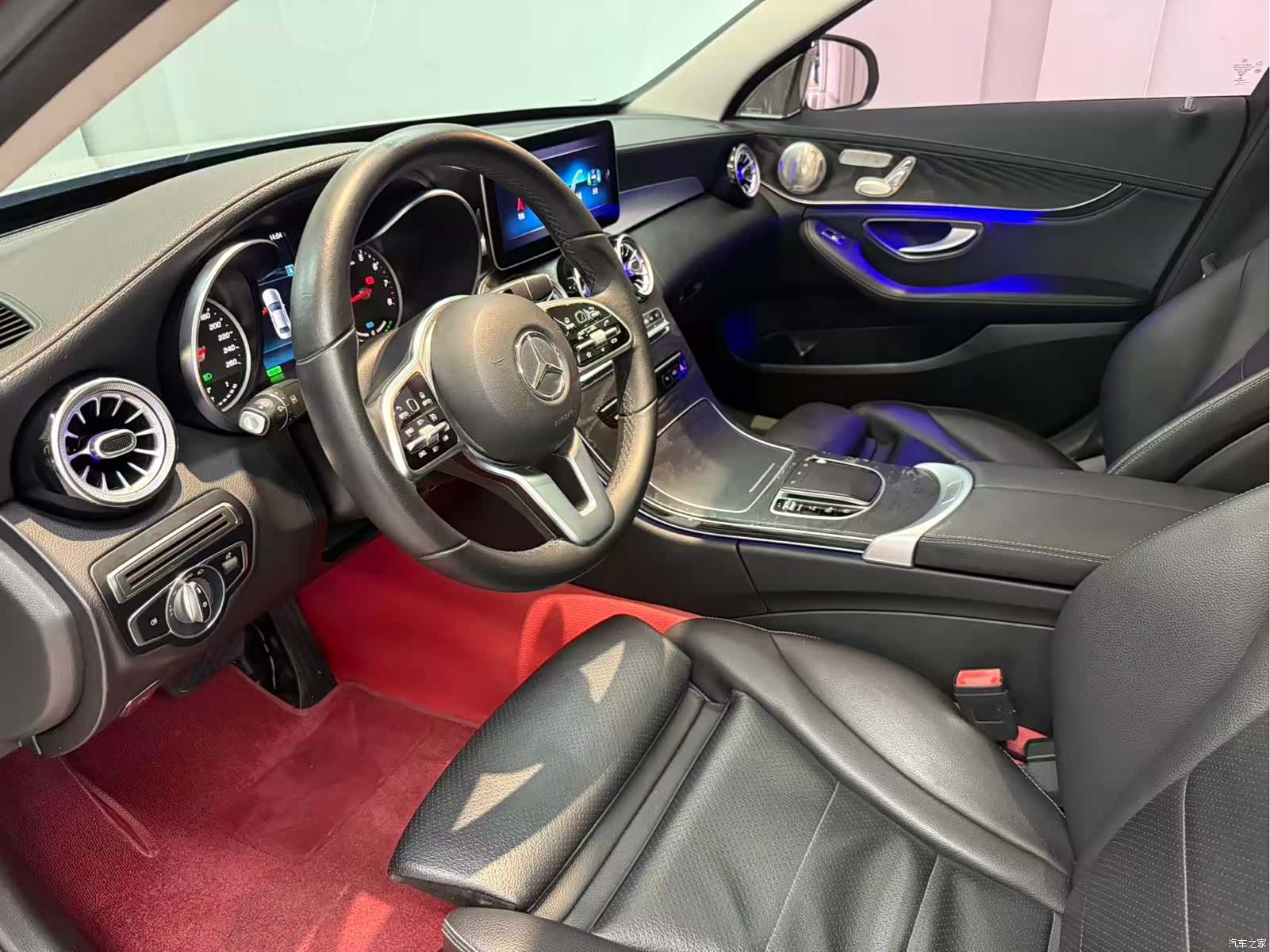 Mercedes-Benz C-Class, 2019 4