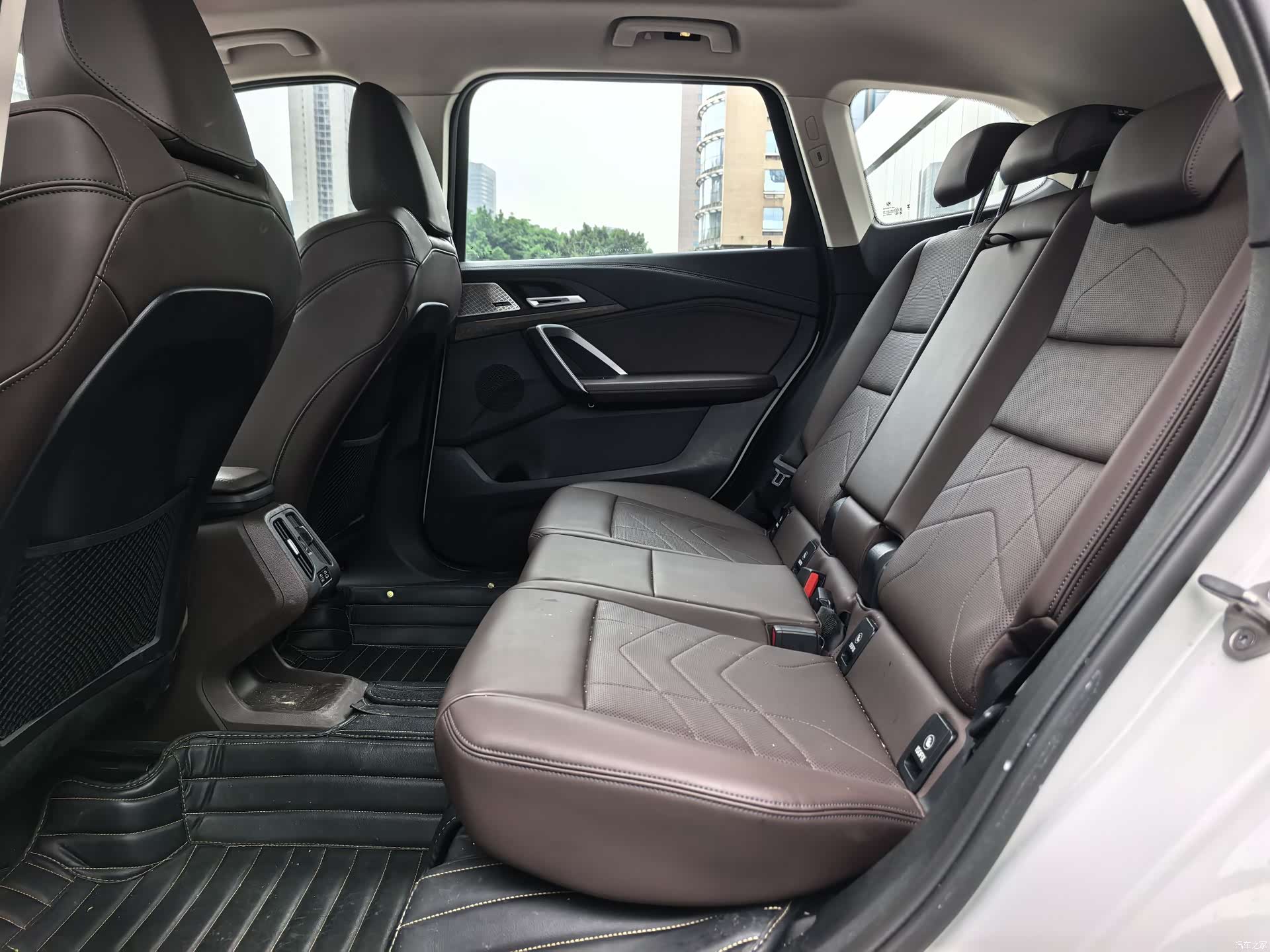 BMW X1, 2023 12