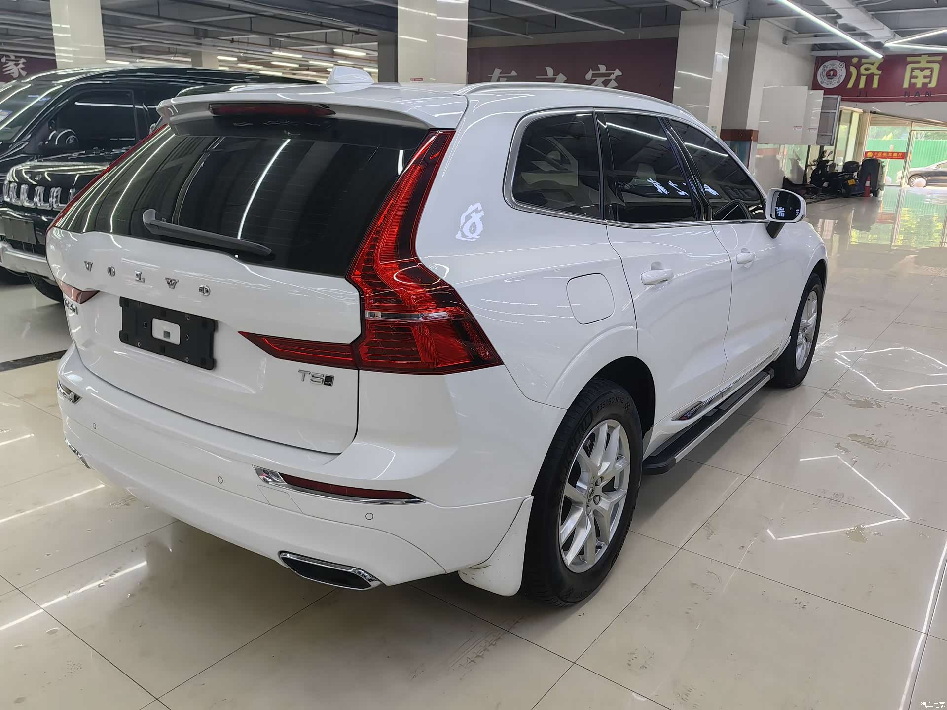 Volvo XC60, 2020 все фото