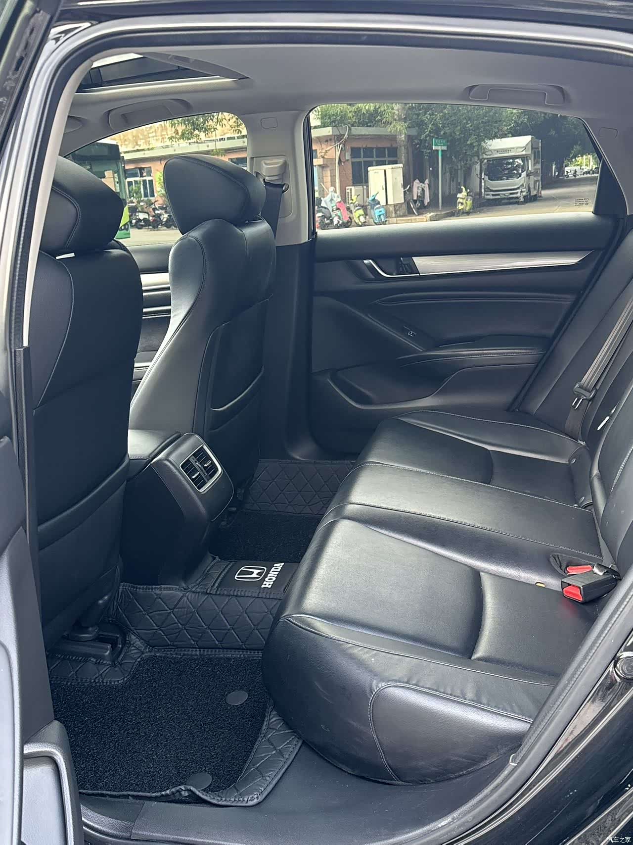 Honda Accord, 2019 6