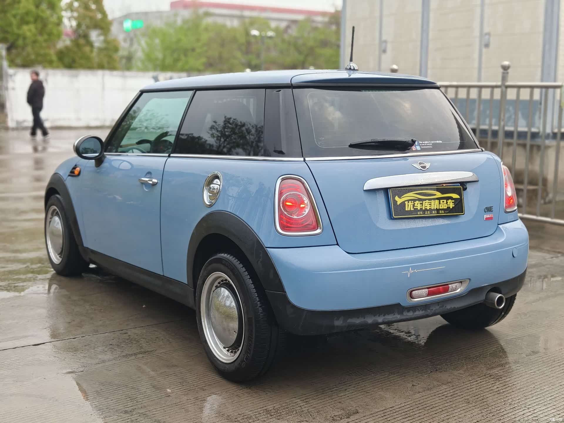 Mini ONE, 2012 6