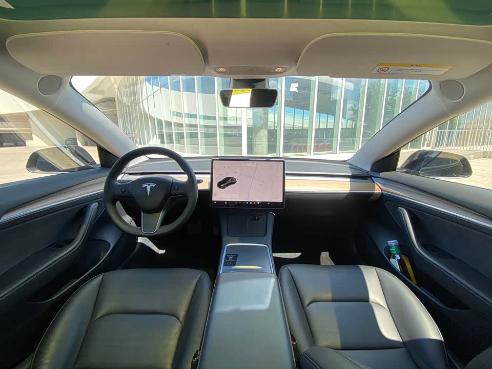 Tesla Model 3 Tesla Model 3