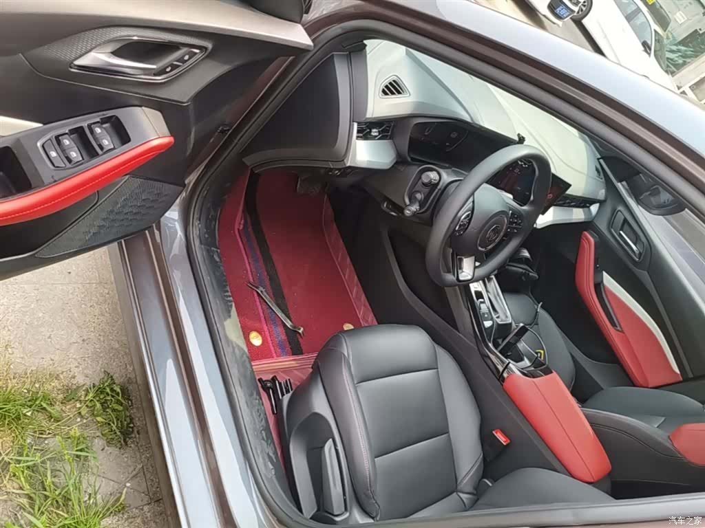 MG MG5, 2024 16