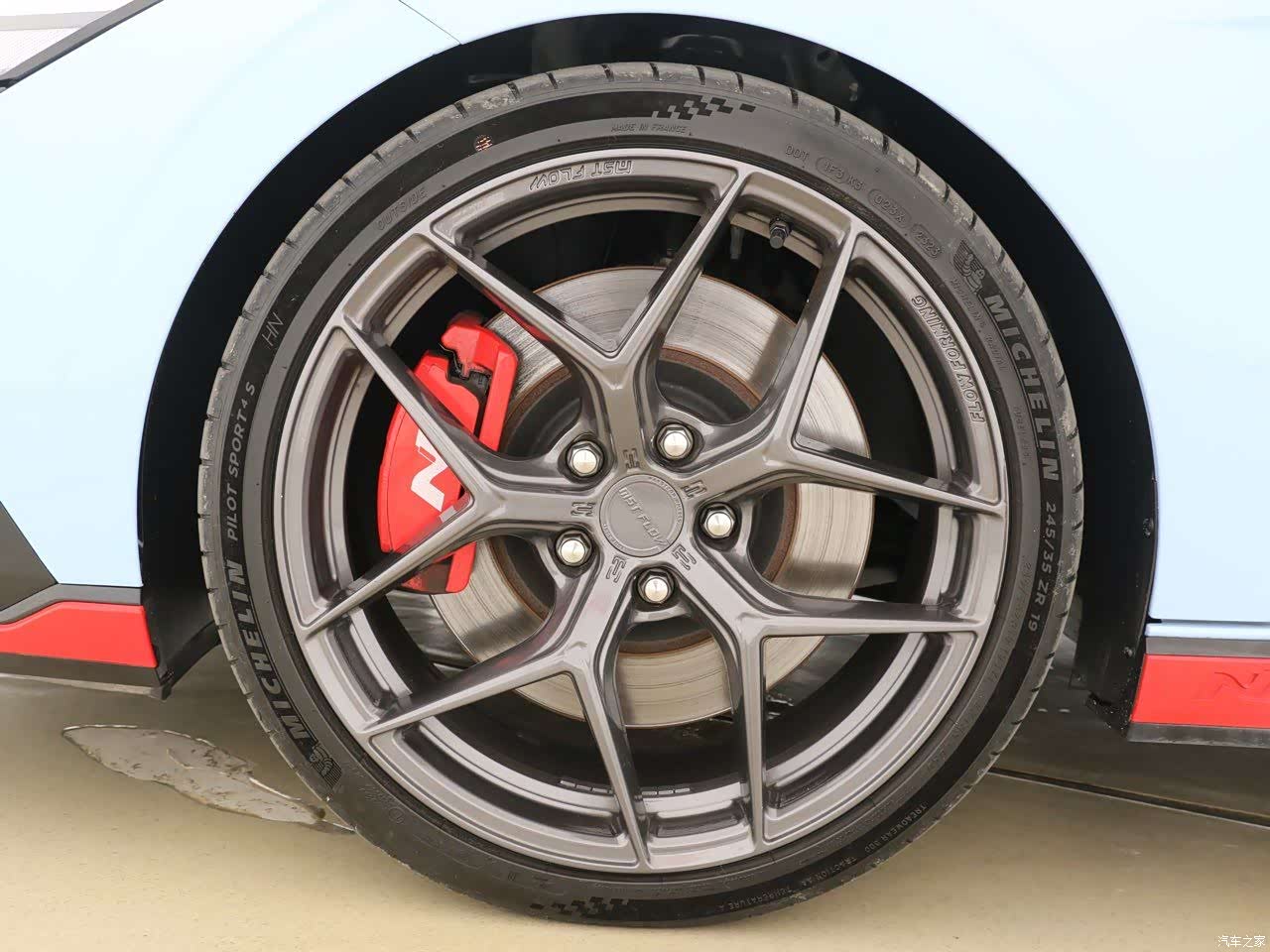 Hyundai Elantra, 2024 11