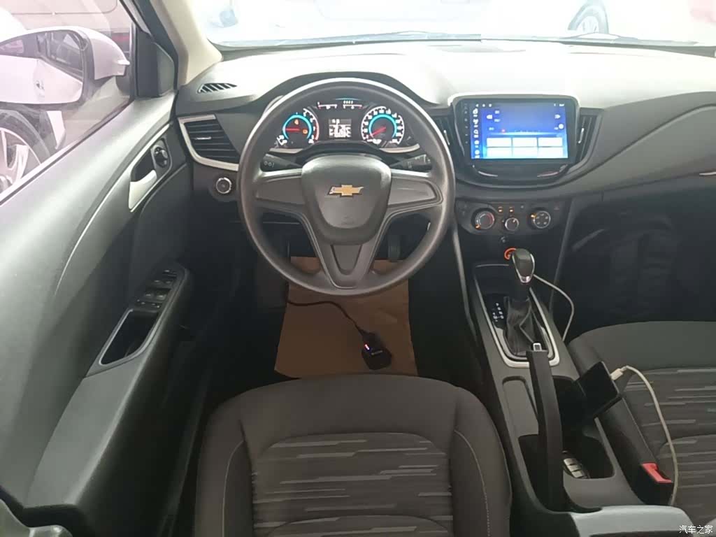Chevrolet 320, 2019 11