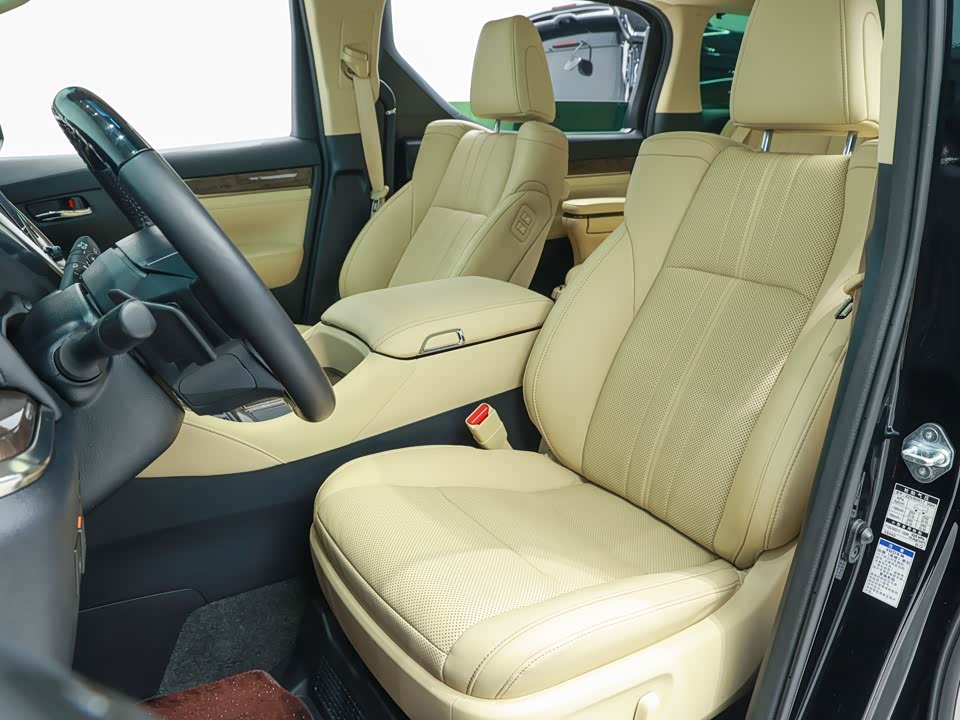 Toyota Elfa Toyota Elfa