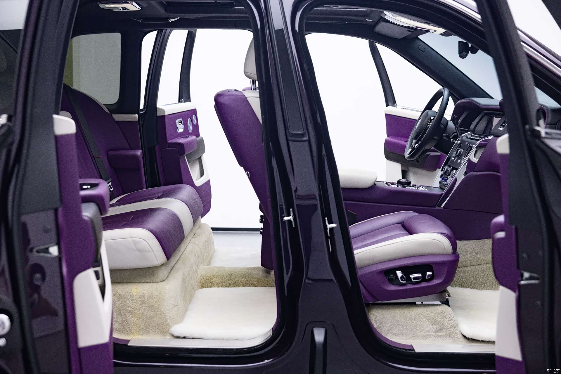 Rolls-Royce Cullinan, 2020 29
