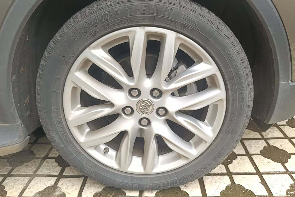 Buick Envision Plus, 2019 6