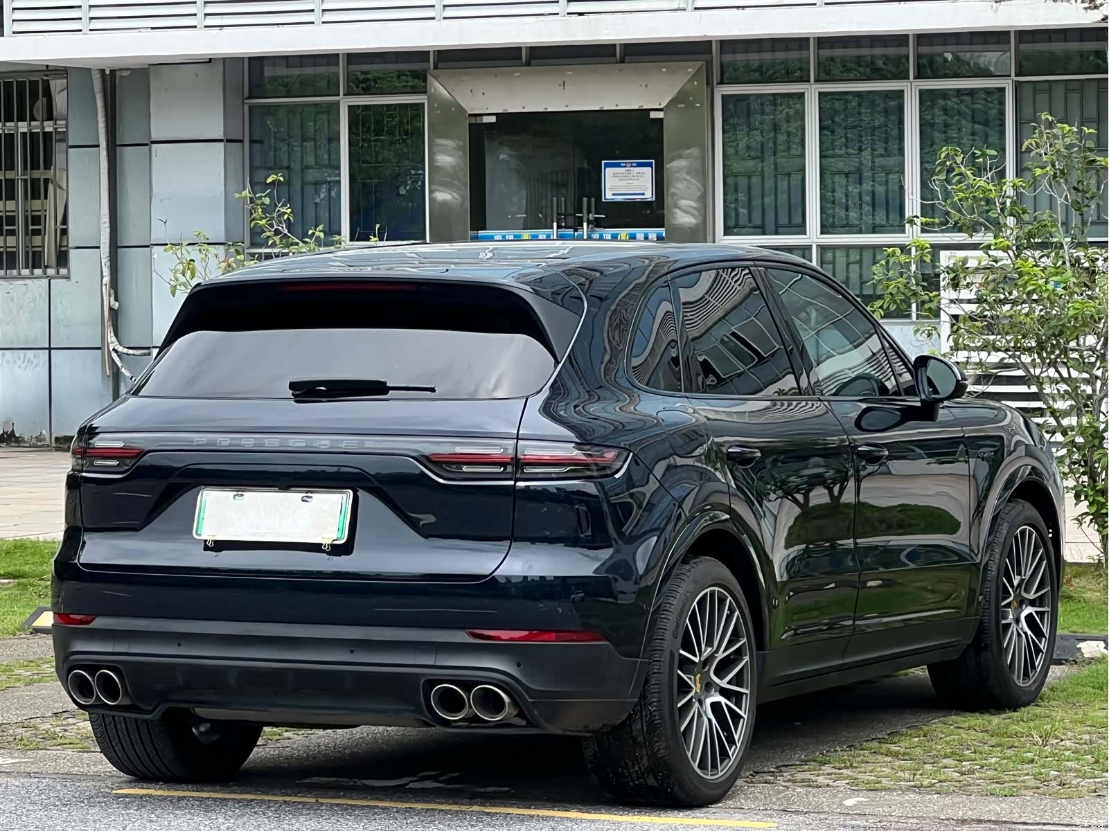 Porsche Cayenne, 2023 4