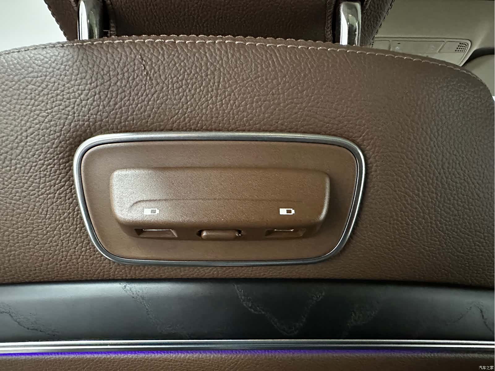 Mercedes-Benz E-Class, 2020 14