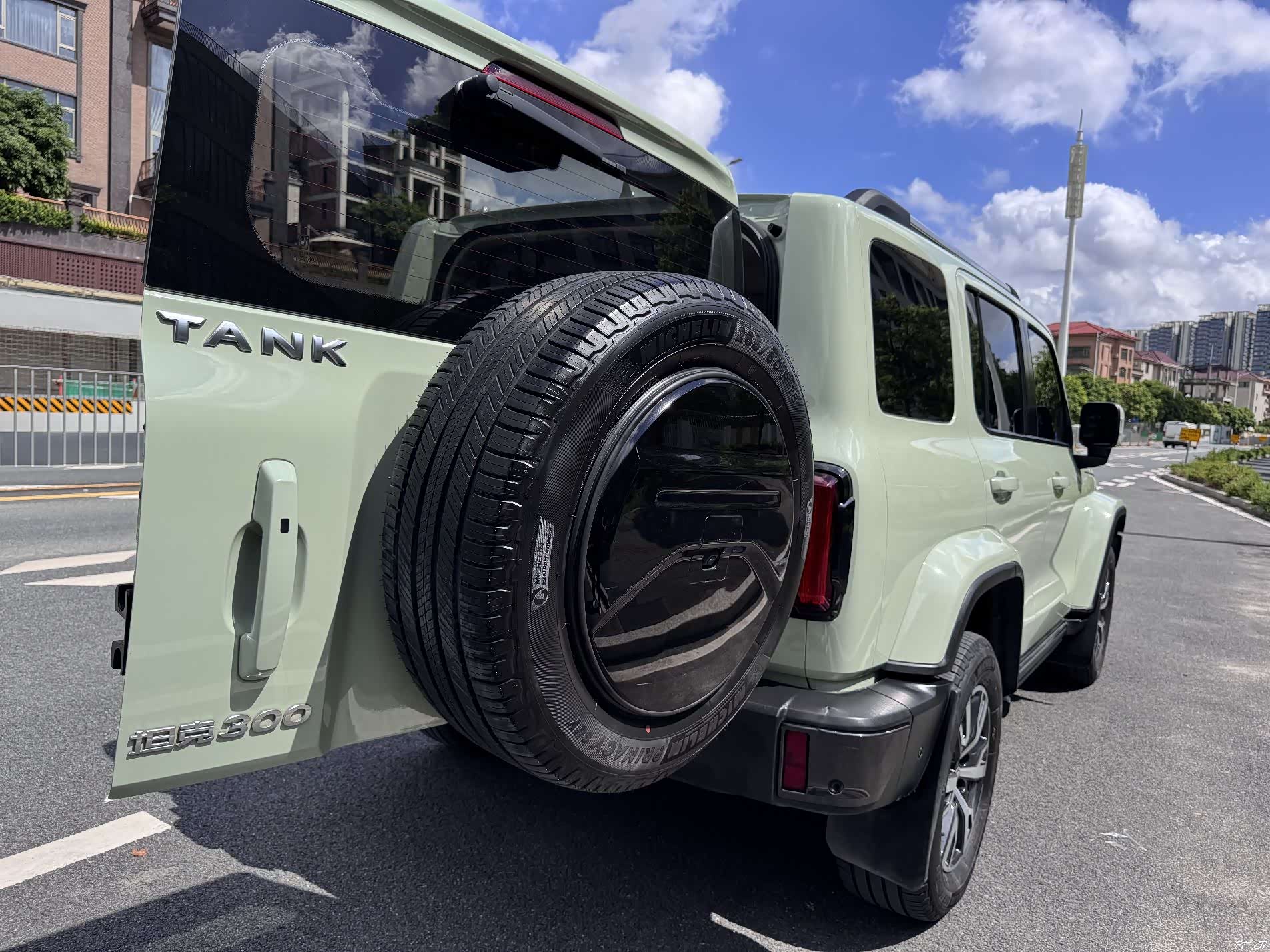 Tank 300, 2022 9
