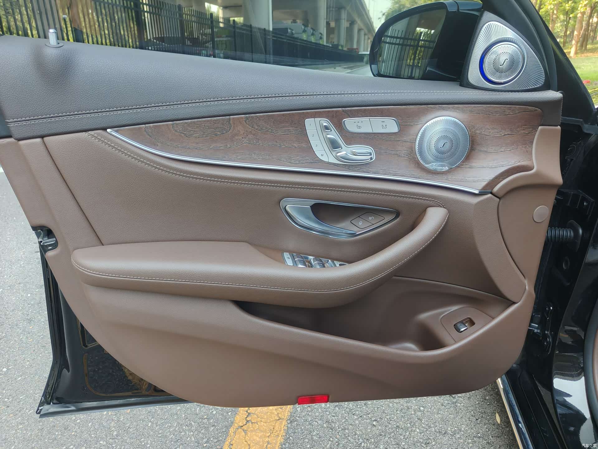 Mercedes-Benz E-Class, 2020 7