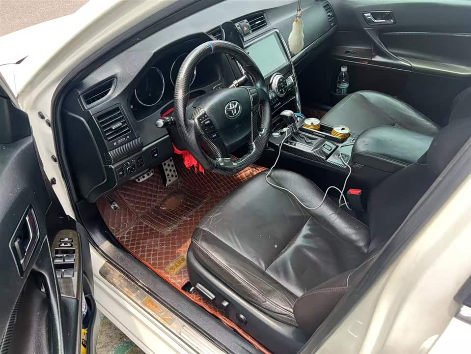 Toyota Reiz Toyota Reiz
