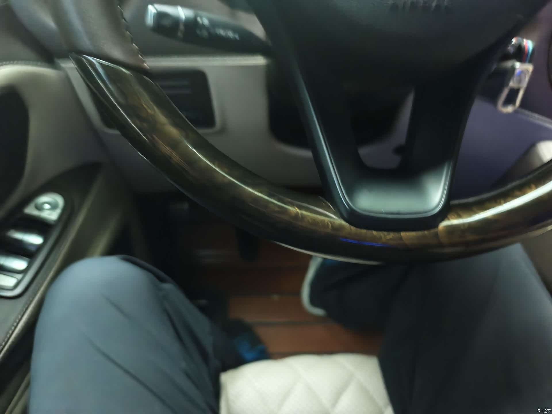 Mercedes-Benz 7, 2021 13