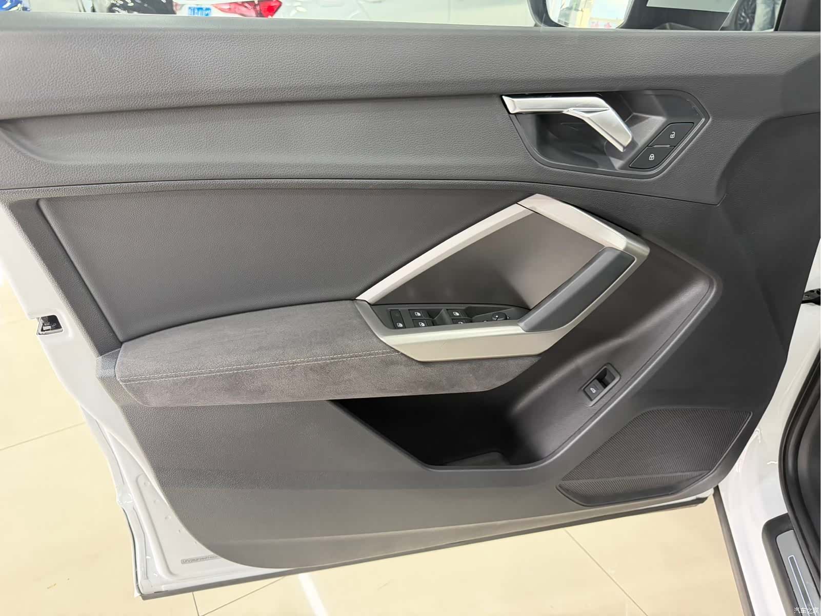 Audi Q3, 2023 8
