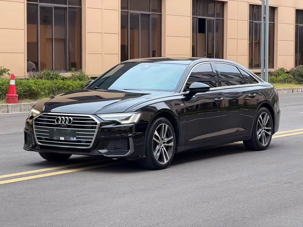 Audi A6L 2021 40 TFSI Luxury