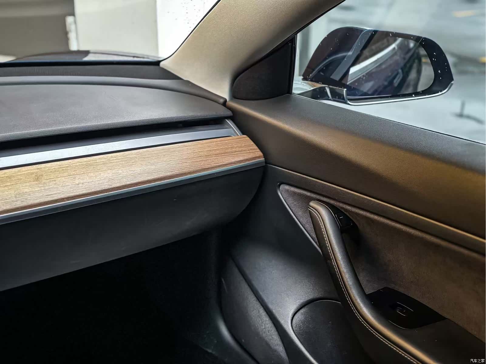 Tesla Model 3, 2020 9