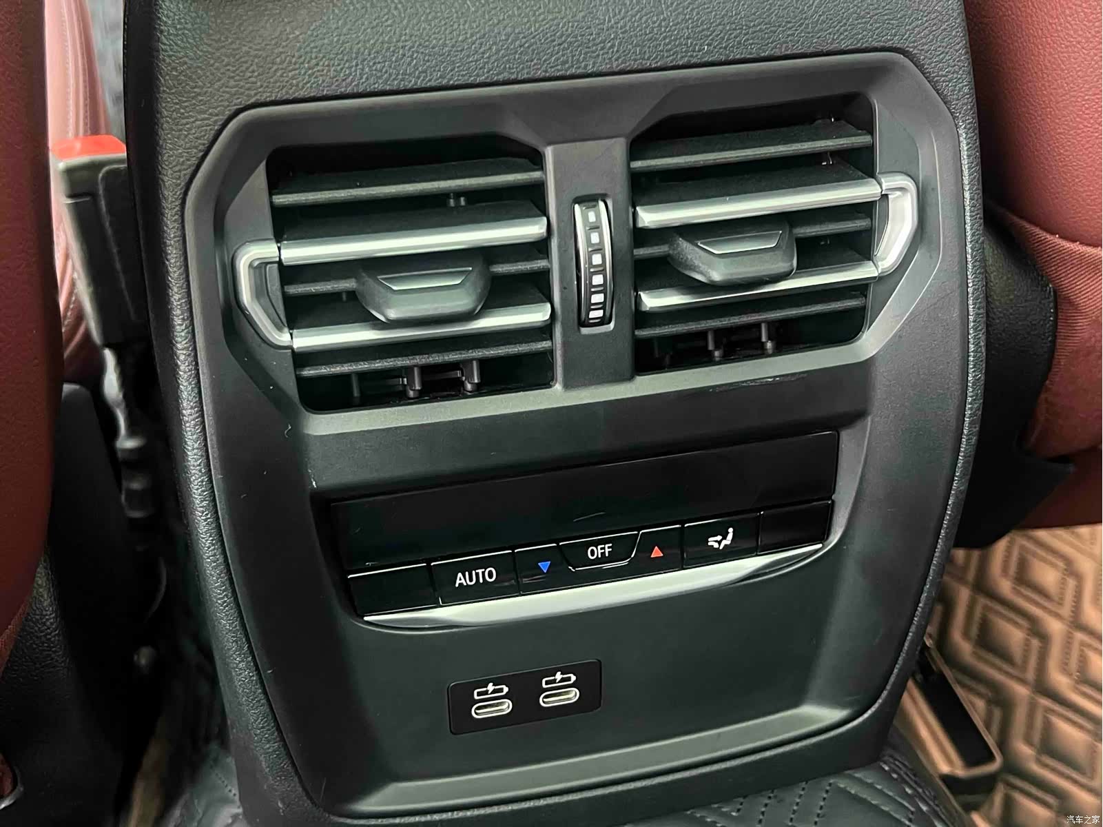 BMW i3, 2023 9