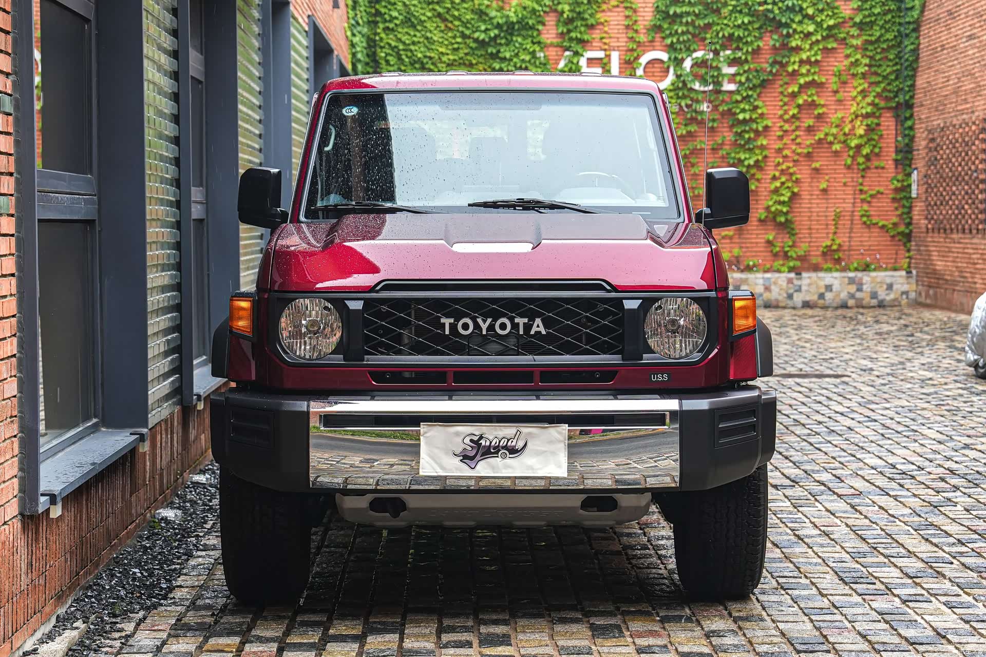 Toyota Land Cruiser, 2025 2