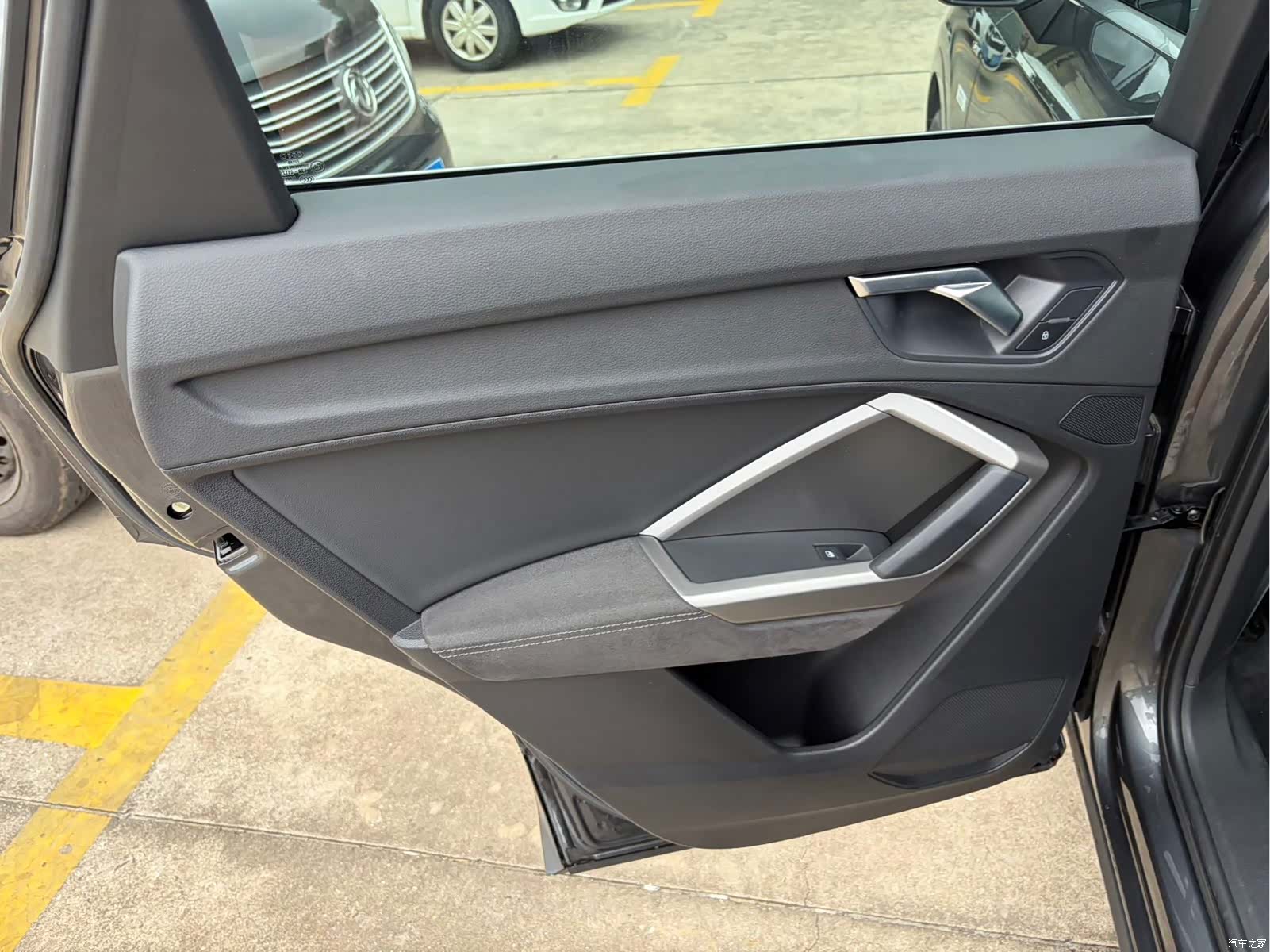 Audi Q3, 2023 17