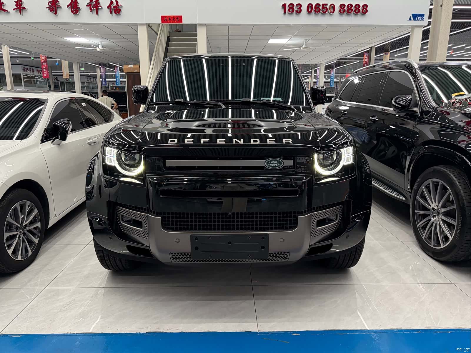 Land Rover Defender, 2025 1