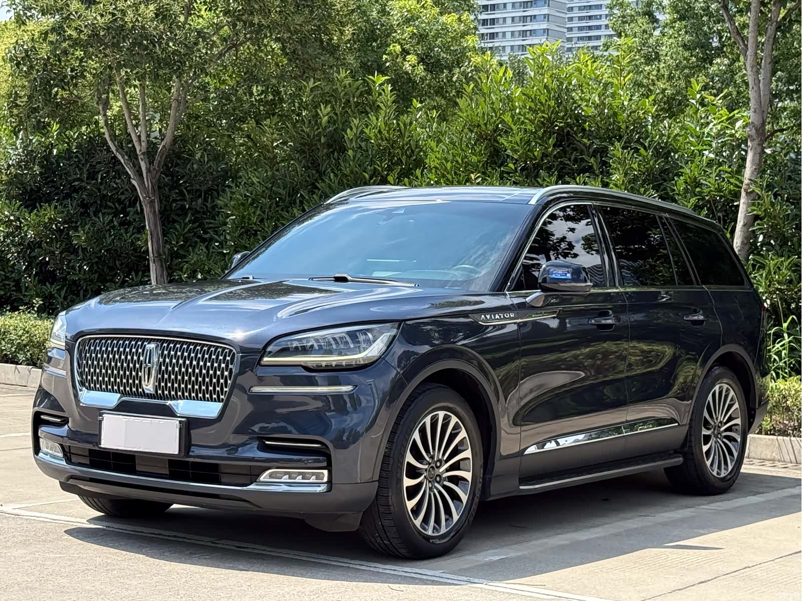 Lincoln Aviator