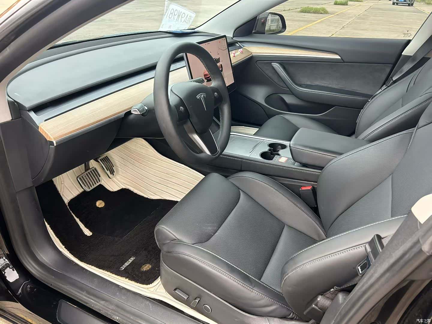 Tesla Model 3, 2023 6