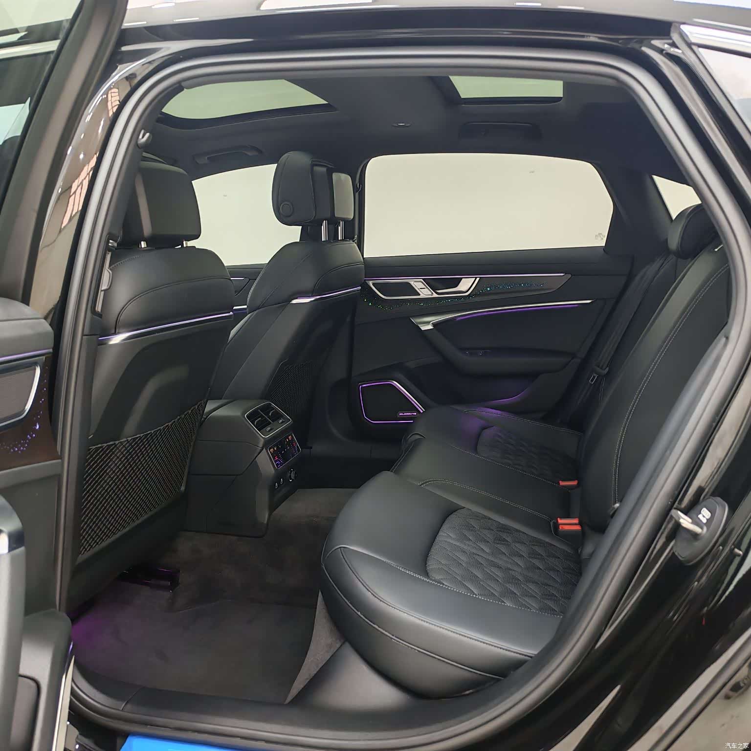 Audi A6L, 2025 7