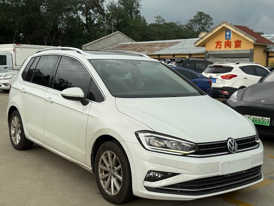 Volkswagen Golf*Jiayu Volkswagen Golf*Jiayu