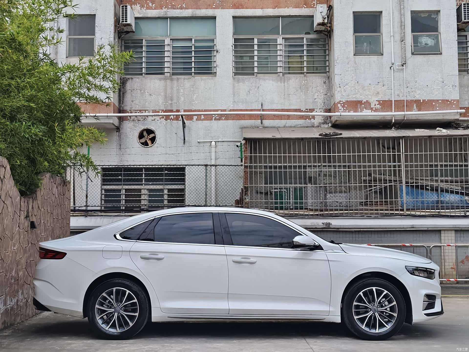 Geely Preface, 2023 7