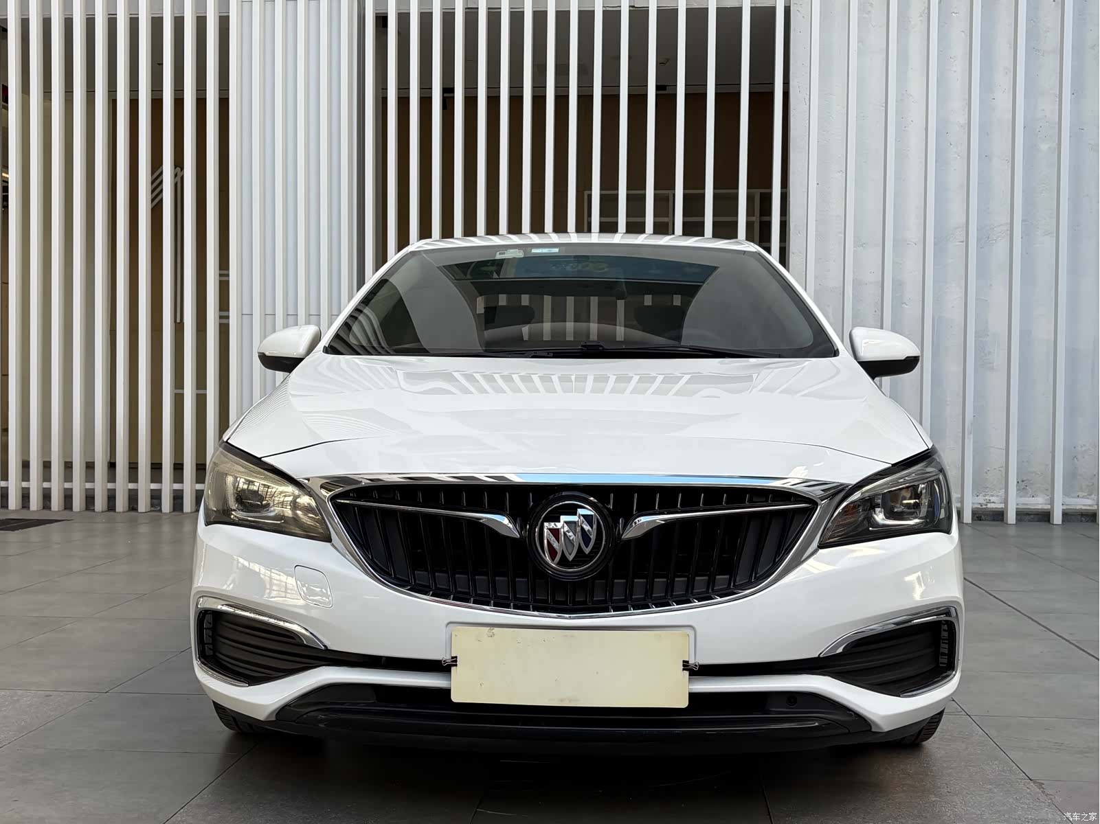 Buick Verano, 2018 2