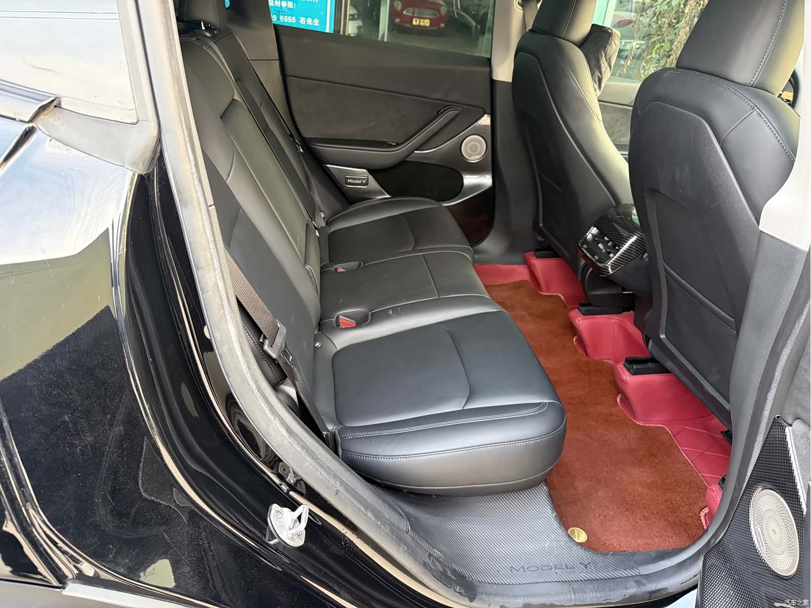 Tesla Model Y, 2023 12