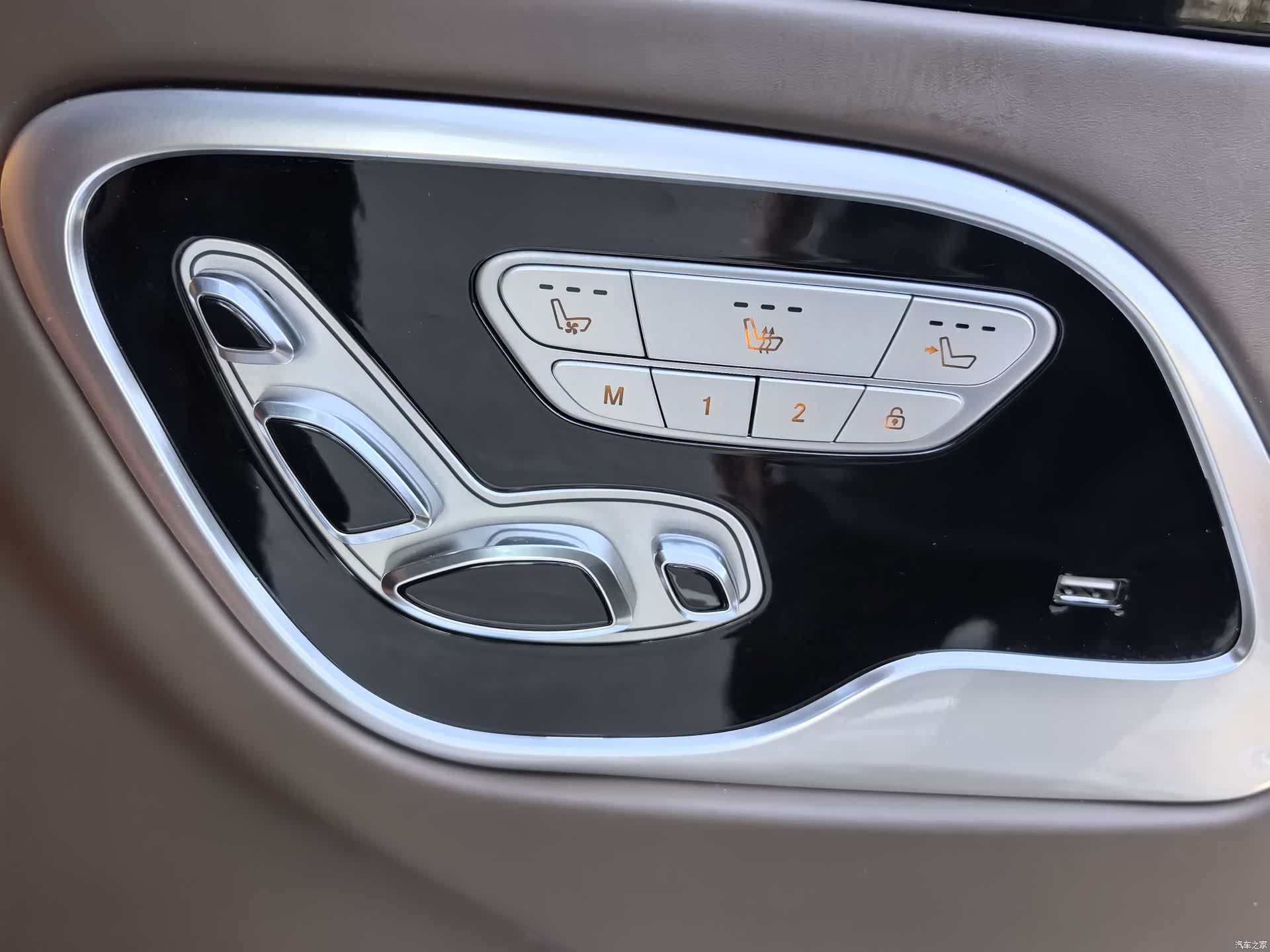 Ford Tourneo, 2023 32