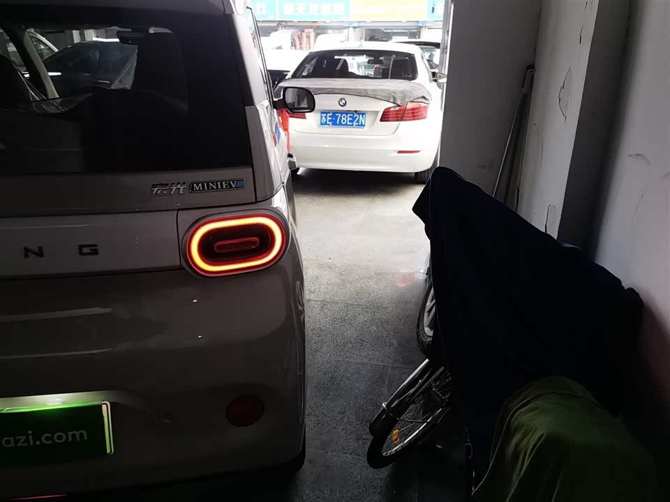 Wuling Hongguang MINIEV Wuling Hongguang MINIEV