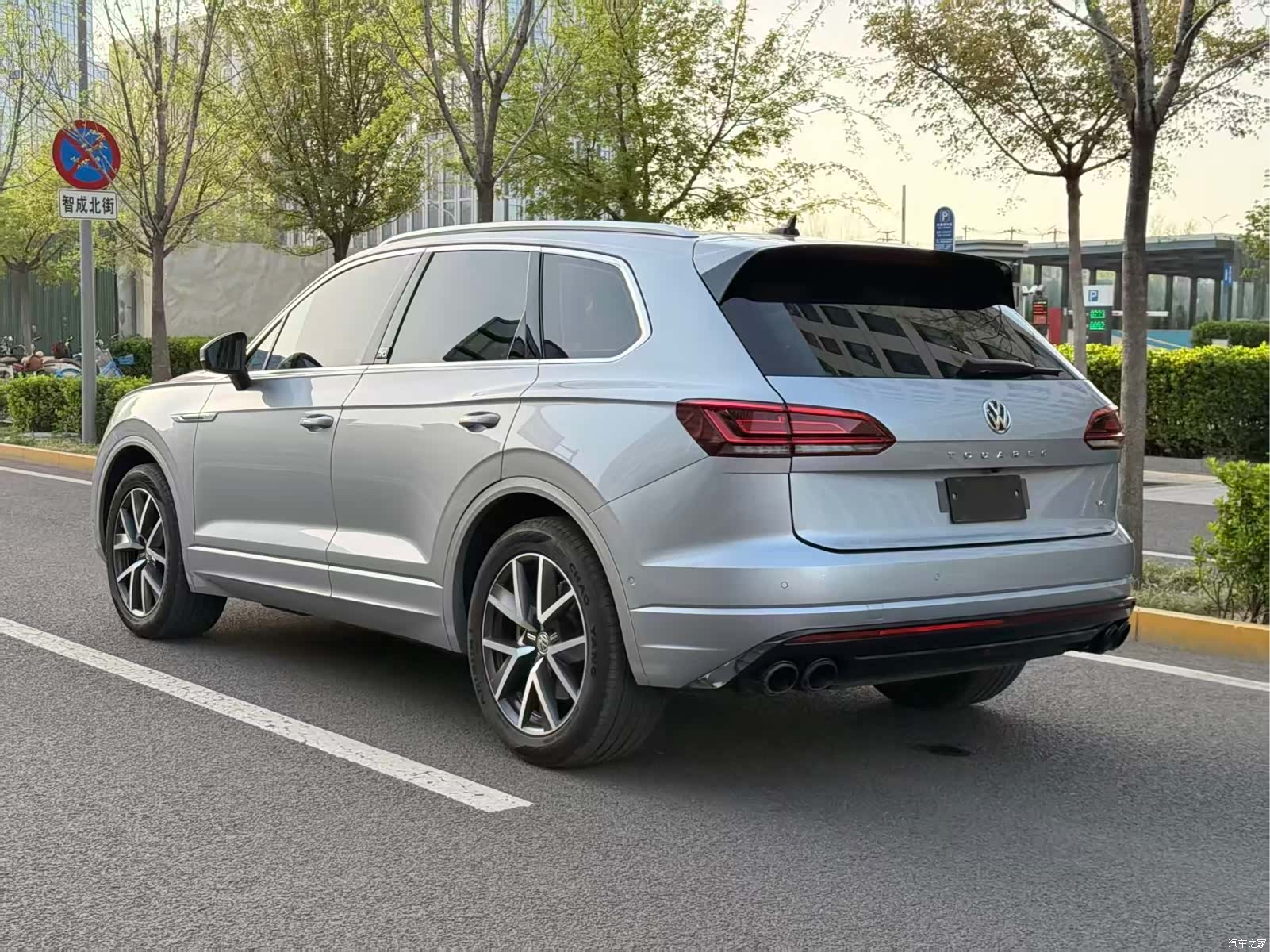 Volkswagen Touareg, 2020 6
