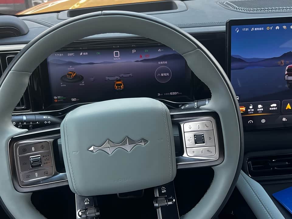 BYD Leopard 5 BYD Leopard 5