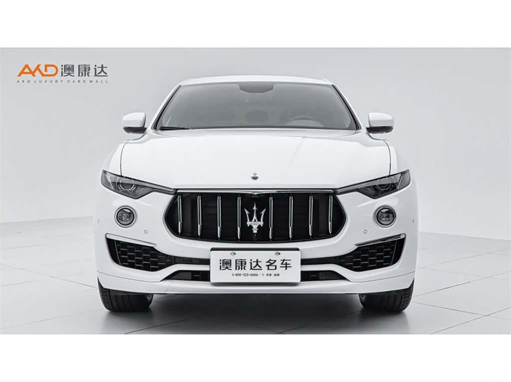 Maserati Levante, 2022 2