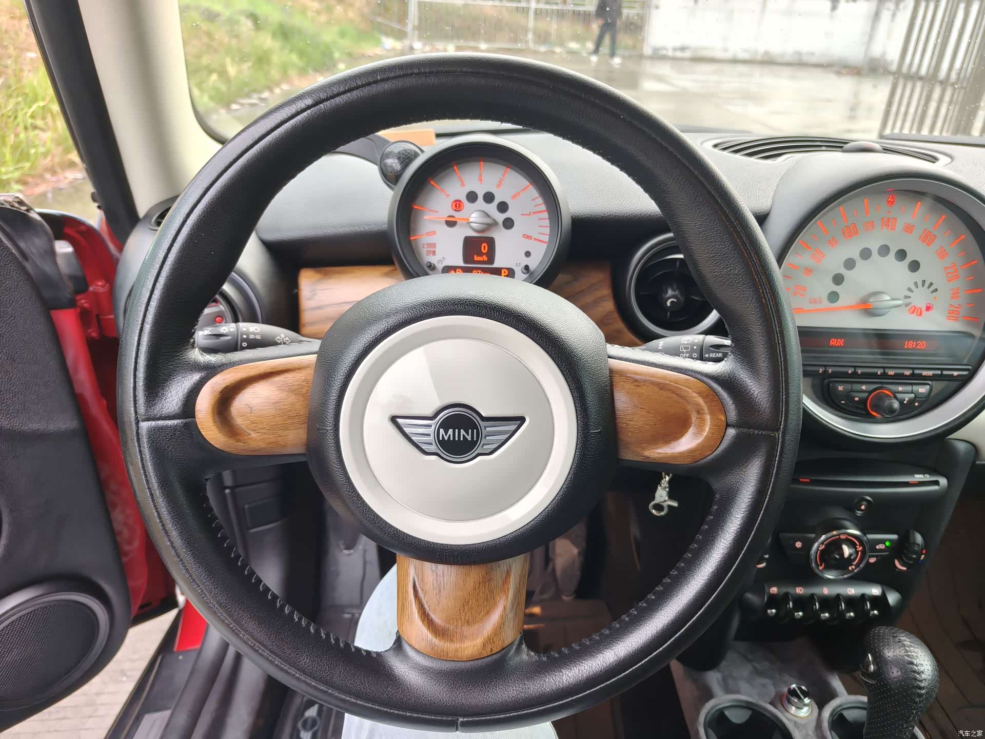 Mini ONE, 2012 11