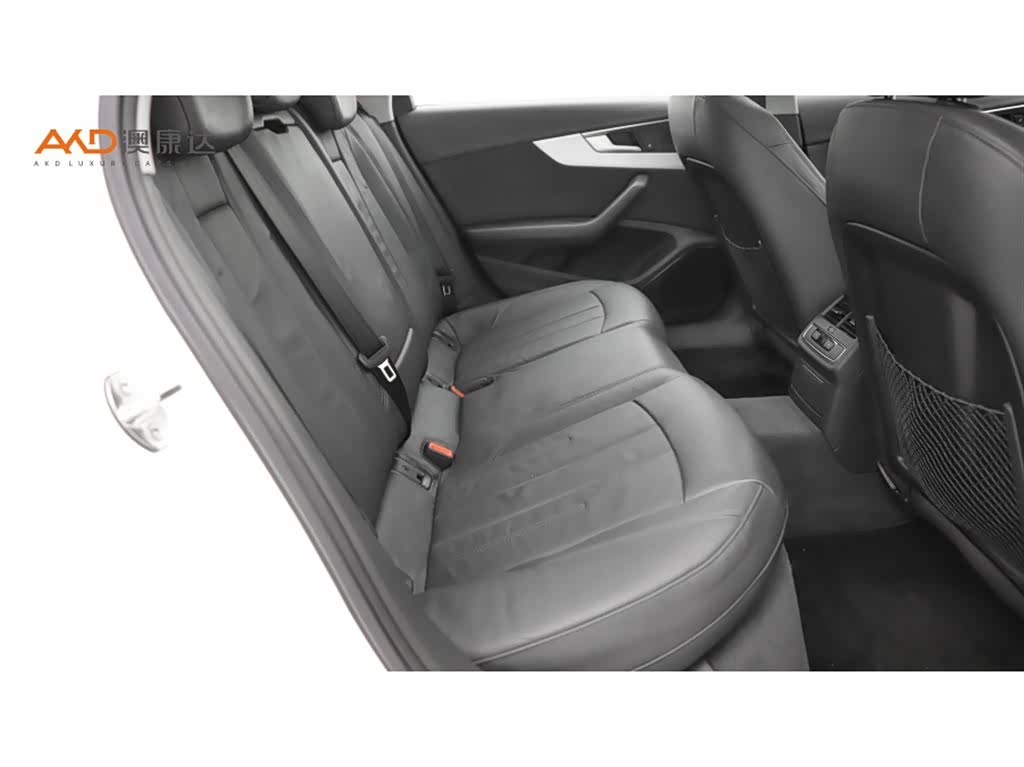 Audi A4L, 2018 8