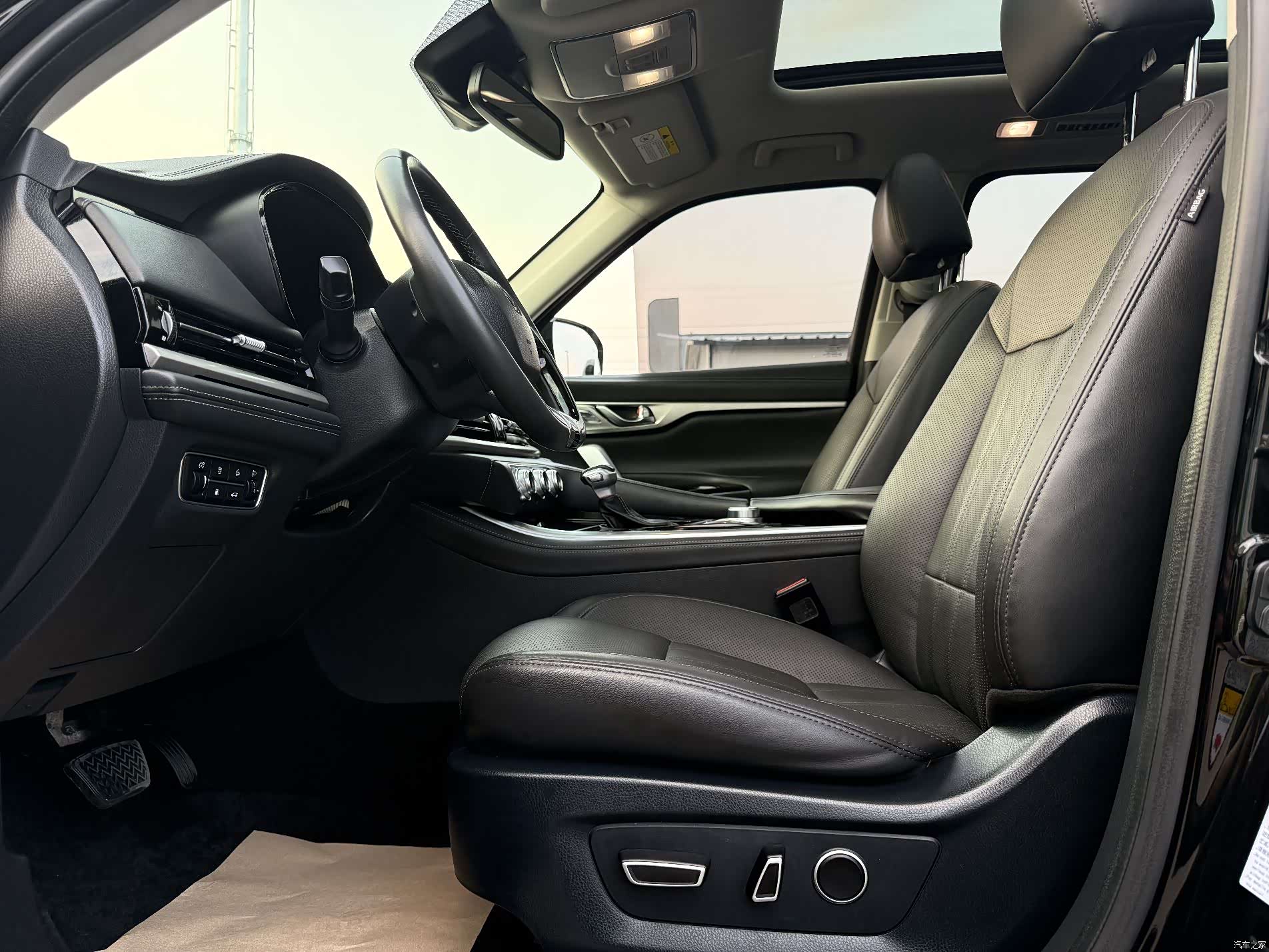 Changan CS95, 2020 16