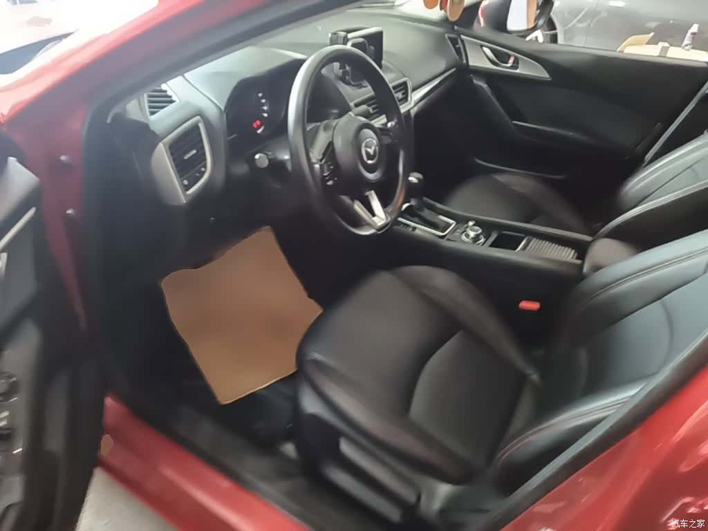 Mazda Mazda3, 2017 16