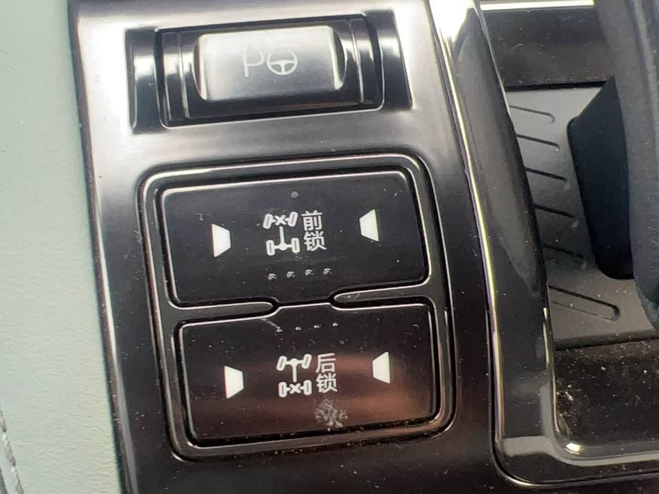 BYD Leopard 5 BYD Leopard 5