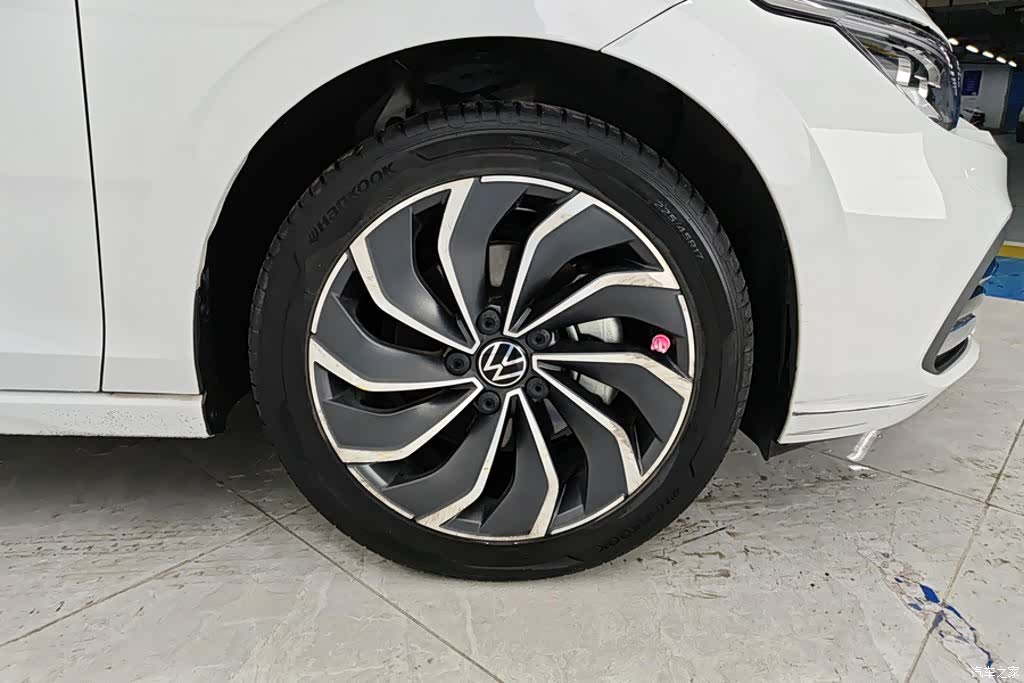 Volkswagen Golf, 2024 6