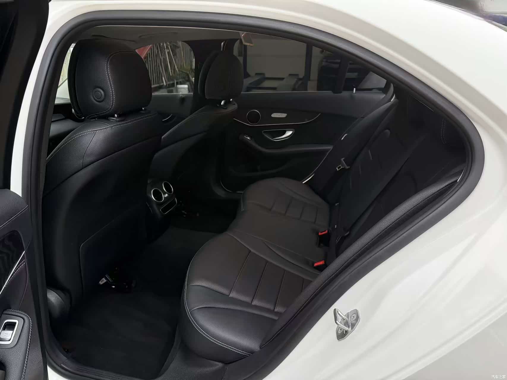 Mercedes-Benz C-Class, 2019 9
