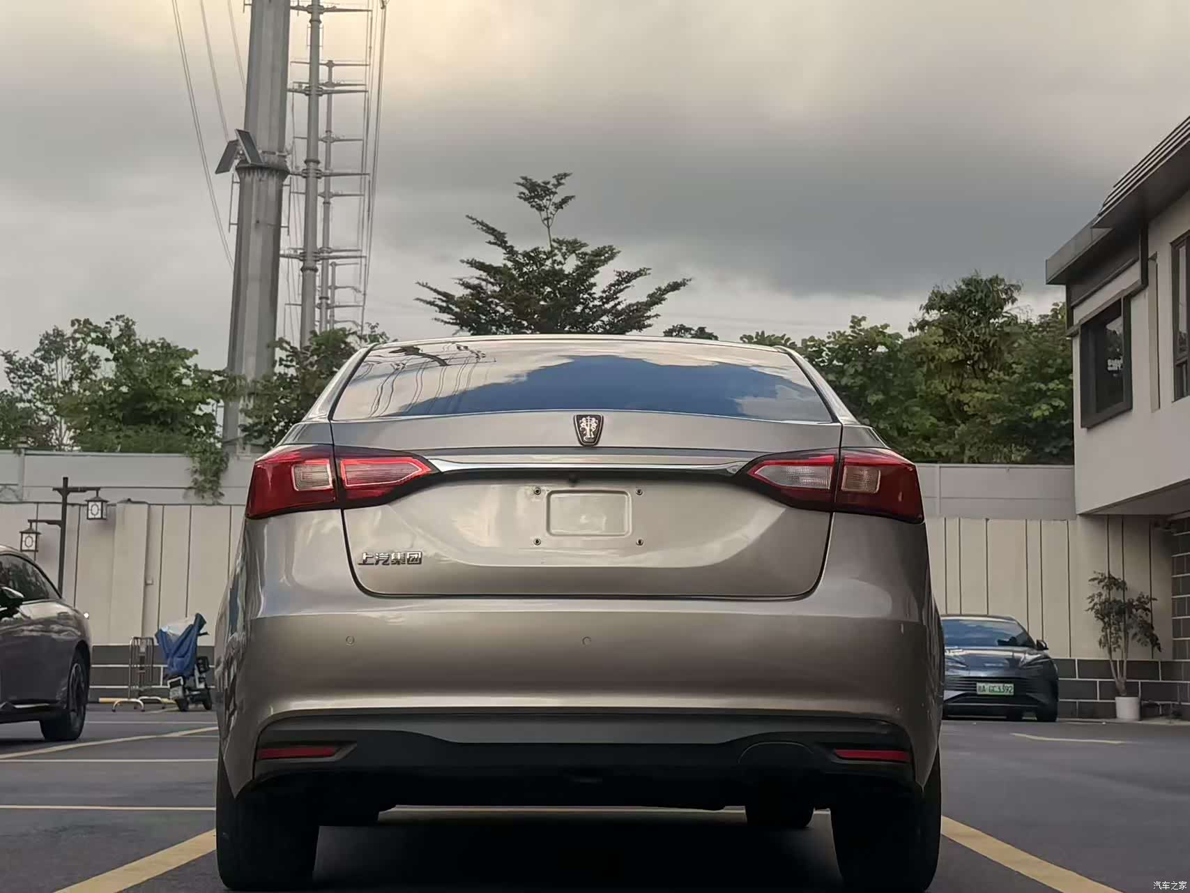 Roewe 360, 2017 все фото
