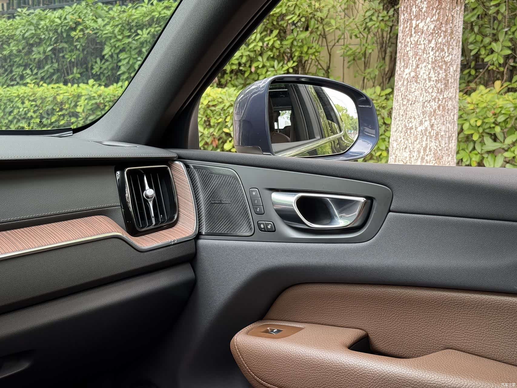 Volvo XC60, 2022 11