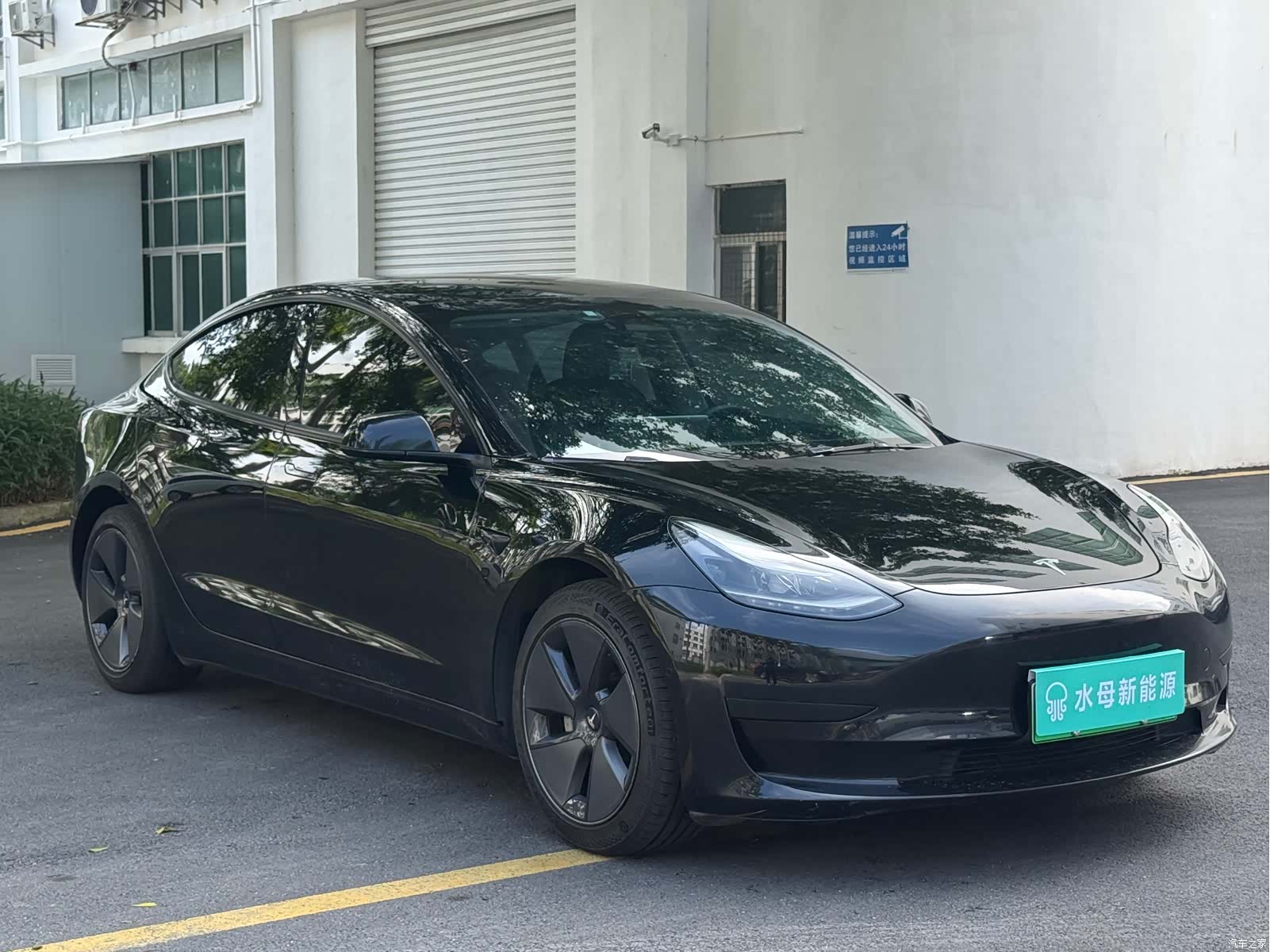 Tesla Model 3, 2022 3