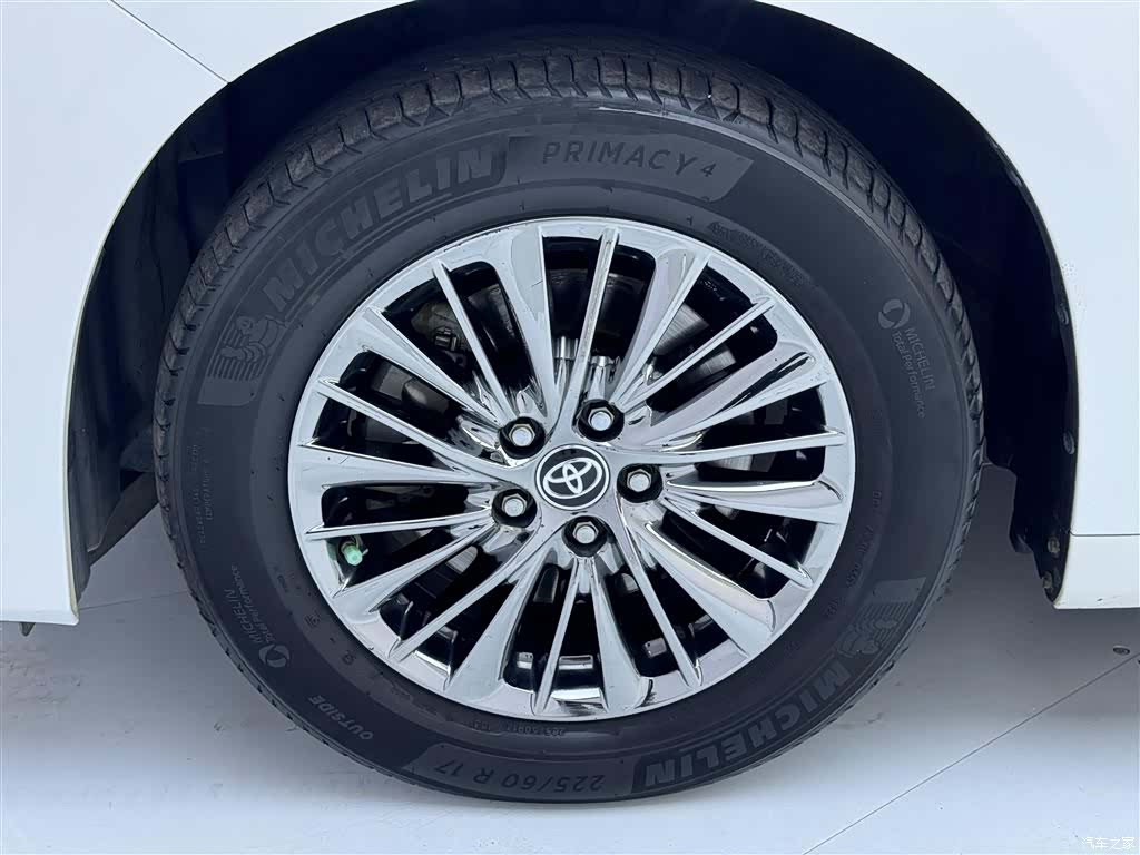 Toyota Alphard, 2020 11