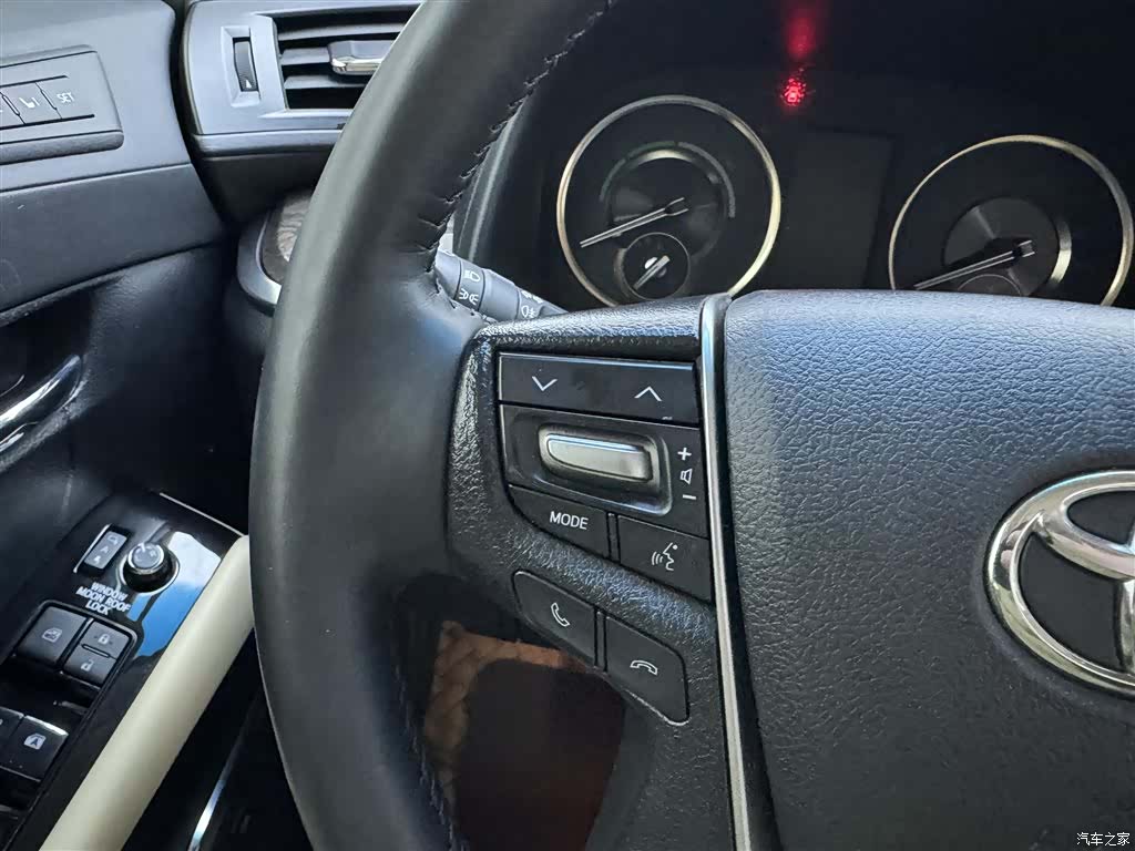 Toyota Alphard, 2020 23