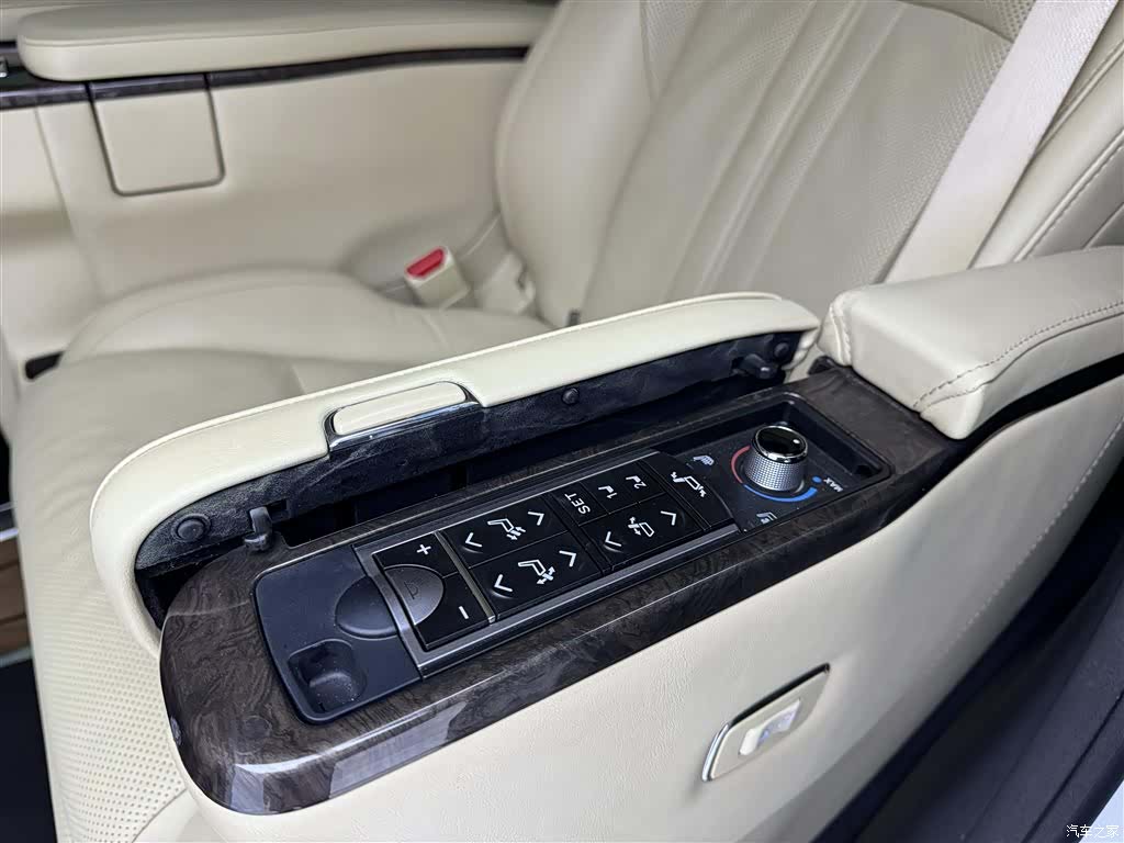 Toyota Alphard, 2020 28